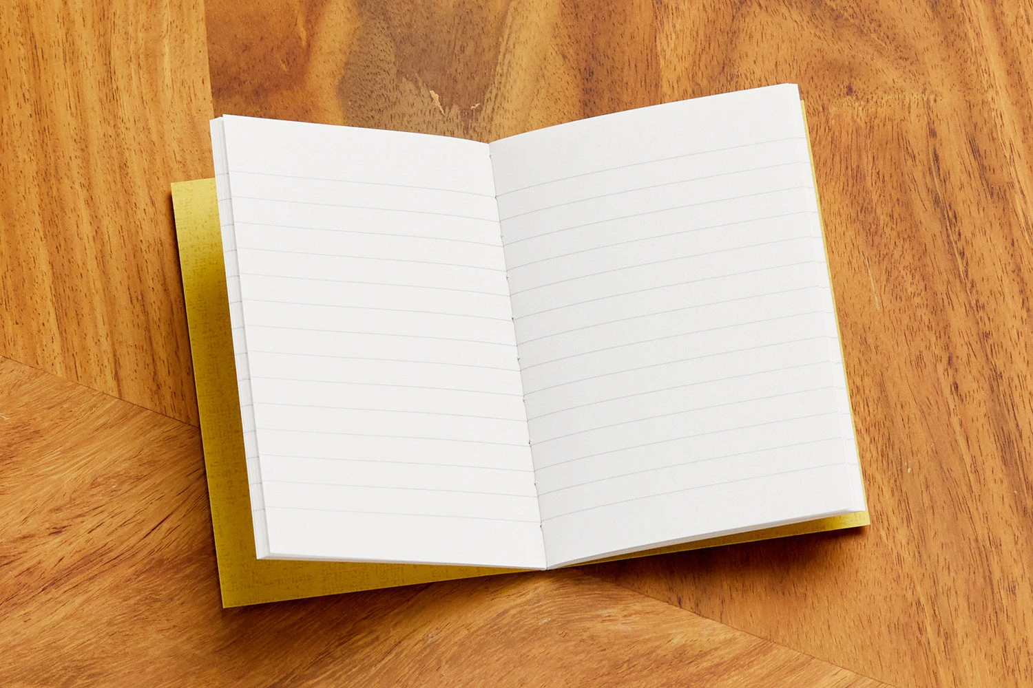 Apica CD-5 A7 Notebook - Pastel Assorted Colors, Lined 5 Apica CD-5 A7 Notebook - Pastel Assorted Colors, Lined - Image 3