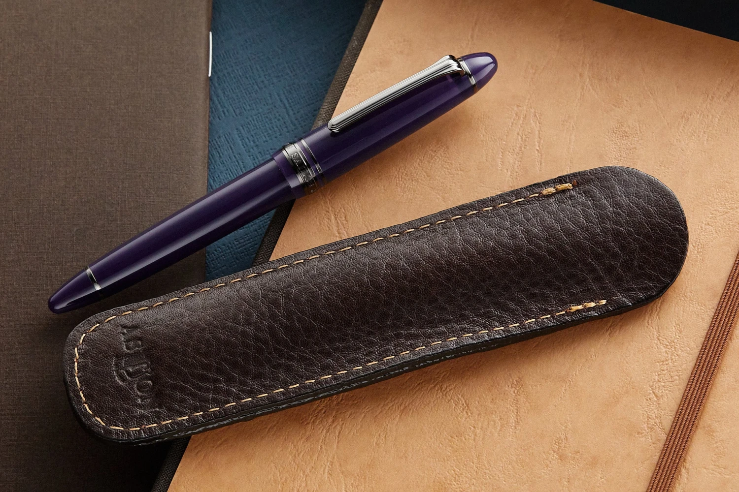 Aston Leather Single Slip Pen Pouch - Dark Brown 4 Aston Leather Single Slip Pen Pouch - Dark Brown - Image 2