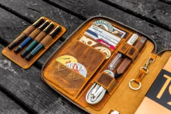 Galen Leather Zippered A5 Notebook Folio - Crazy Horse Brown -Office Supply Series Store GalenLeather A5NotebookFolio CrazyHorseBrown stock 6