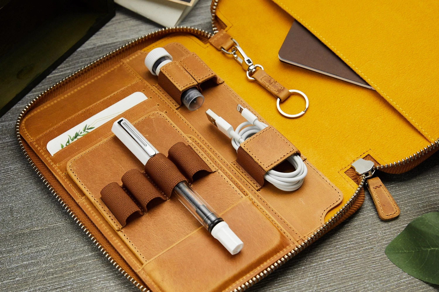 Galen Leather Zippered A5 Notebook Folio - Crazy Horse Honey Ochre 9 Galen Leather Zippered A5 Notebook Folio - Crazy Horse Honey Ochre - Image 7