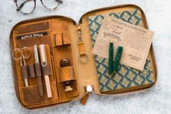 Galen Leather Zippered A5 Notebook Folio - Crazy Horse Brown -Office Supply Series Store GalenLeather NotebookFolio A5 CrazyHorseBrown 1