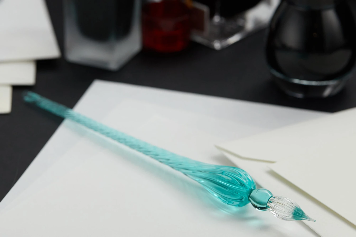 Herbin Round Glass Dip Pen - Green 5 Herbin Round Glass Dip Pen - Green - Image 3