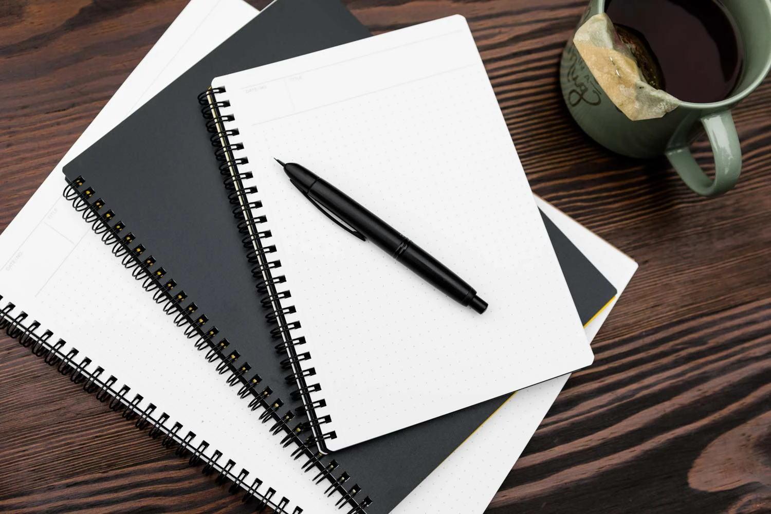 Maruman Mnemosyne N109 A4 Notebook - Dot Grid 10 Maruman Mnemosyne N109 A4 Notebook - Dot Grid - Image 8