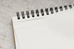 Maruman Mnemosyne N183 A5 Inspiration Notepad - Blank 19 Maruman Mnemosyne N183 A5 Inspiration Notepad - Blank -Office Supply Series Store Maruman Mnemosyne N183 A5InspirationNotepad Blank Detail Perforation 1