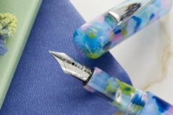 Monteverde MVP Fountain Pen - Blue Squares -Office Supply Series Store Monteverde MVP BlueSquares 4