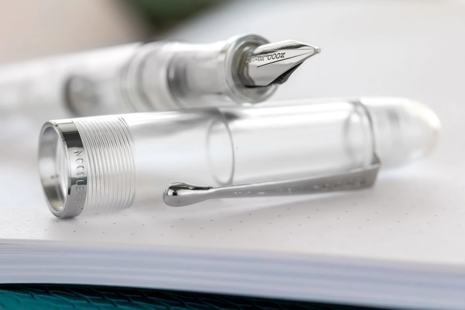 Noodler's Triple Tail Flex Fountain Pen - Clear 11 Noodler's Triple Tail Flex Fountain Pen - Clear - Image 9