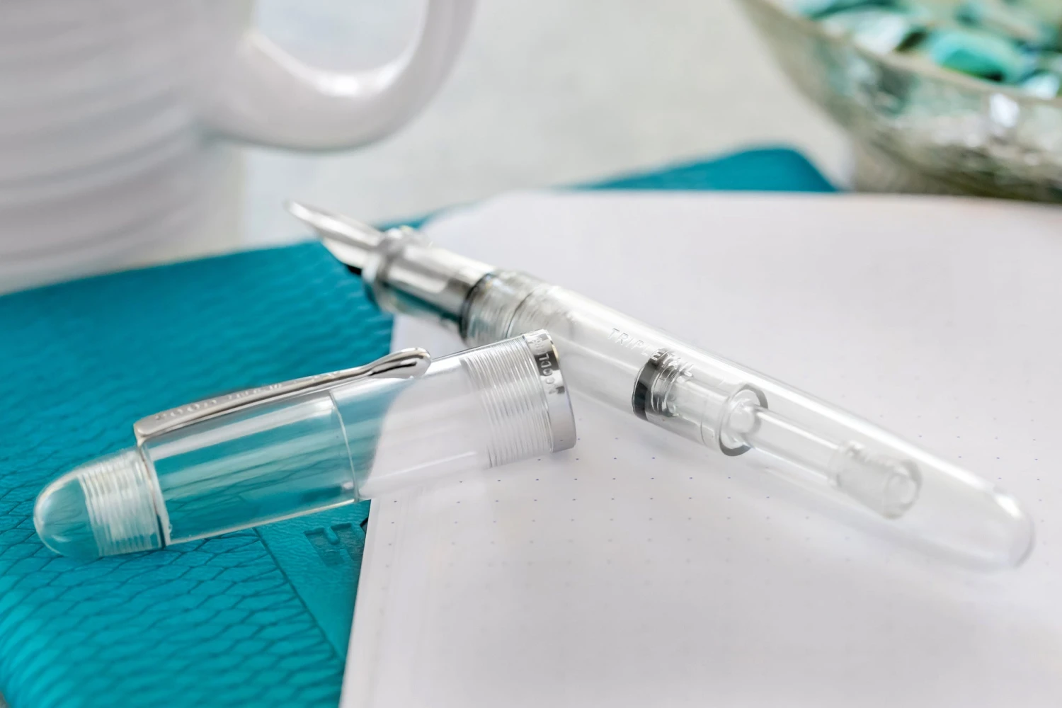 Noodler's Triple Tail Flex Fountain Pen - Clear 12 Noodler's Triple Tail Flex Fountain Pen - Clear - Image 10