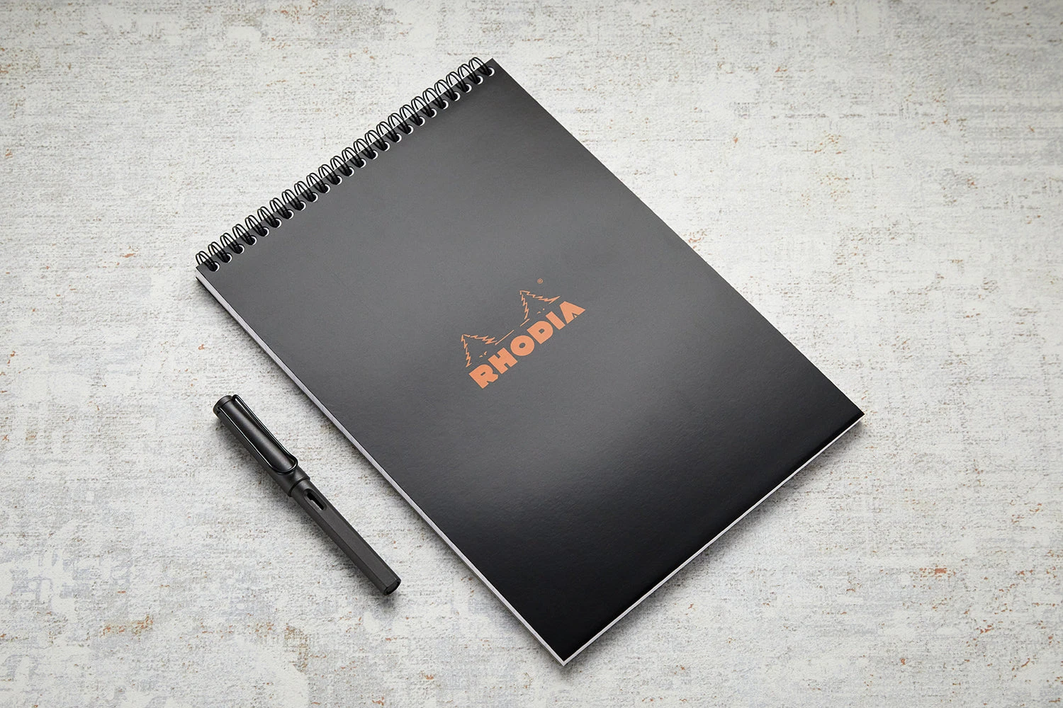 Rhodia No. 18 Top Wirebound A4 Notepad - Black, Lined 7 Rhodia No. 18 Top Wirebound A4 Notepad - Black, Lined - Image 5