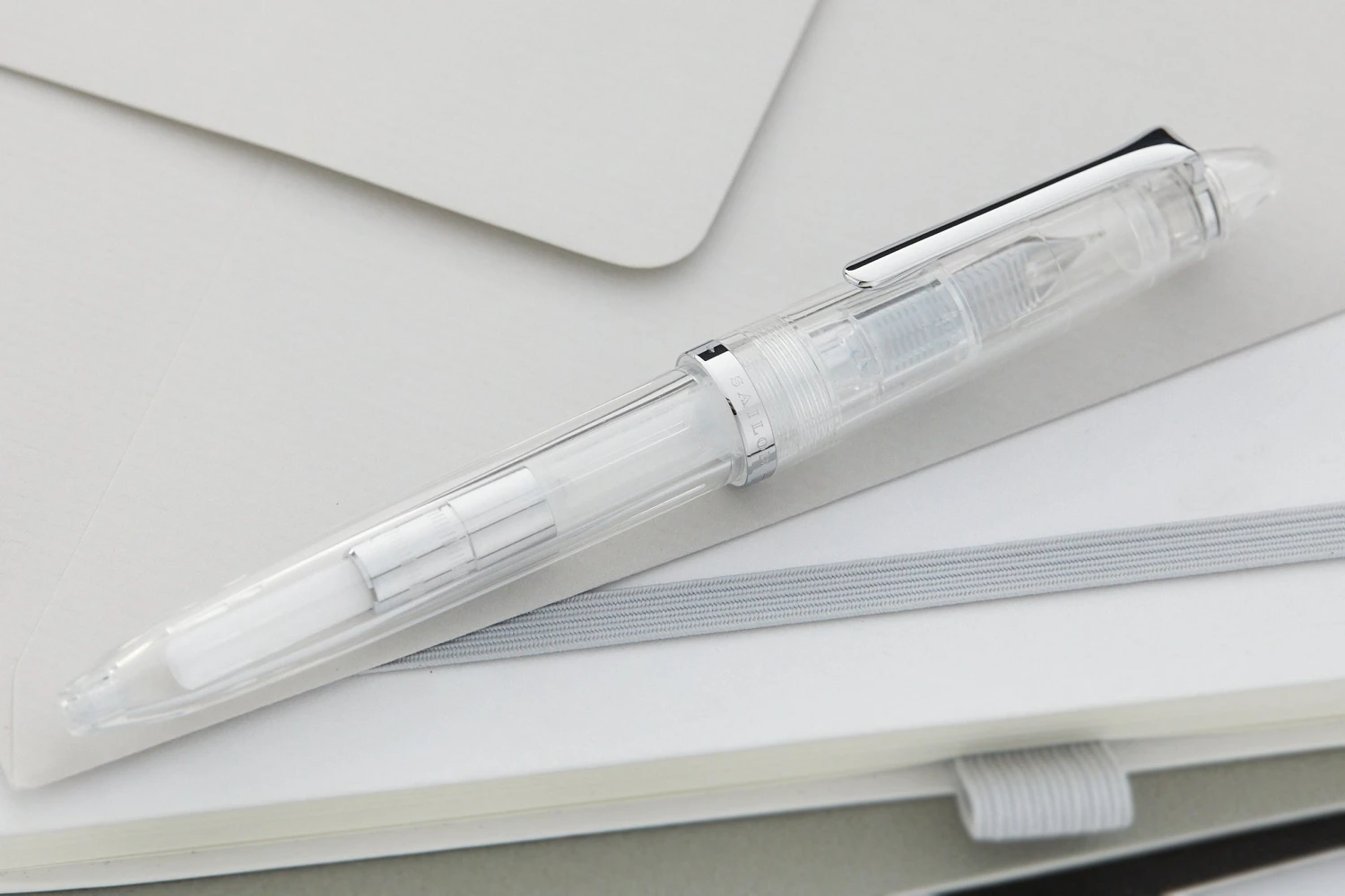 Sailor Compass 1911 Fountain Pen - Transparent Clear 9 Sailor Compass 1911 Fountain Pen - Transparent Clear - Image 7