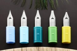 Sailor Hocoro Dip Pen Set - White 26 Sailor Hocoro Dip Pen Set - White -Office Supply Series Store Sailor Compass Hocoro Pens Nibs group 3 77924f6c 469c 48c7 857c 23e9875a55fd