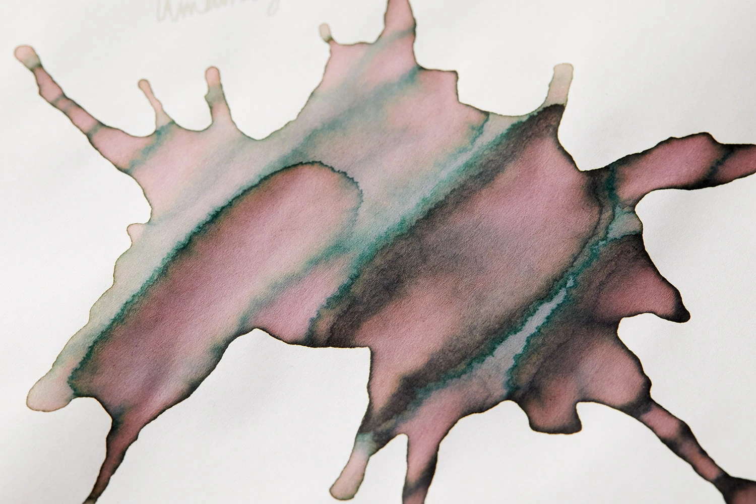 Sailor Yurameku Amamoyoi - 20ml Bottled Ink 6 Sailor Yurameku Amamoyoi - 20ml Bottled Ink - Image 4