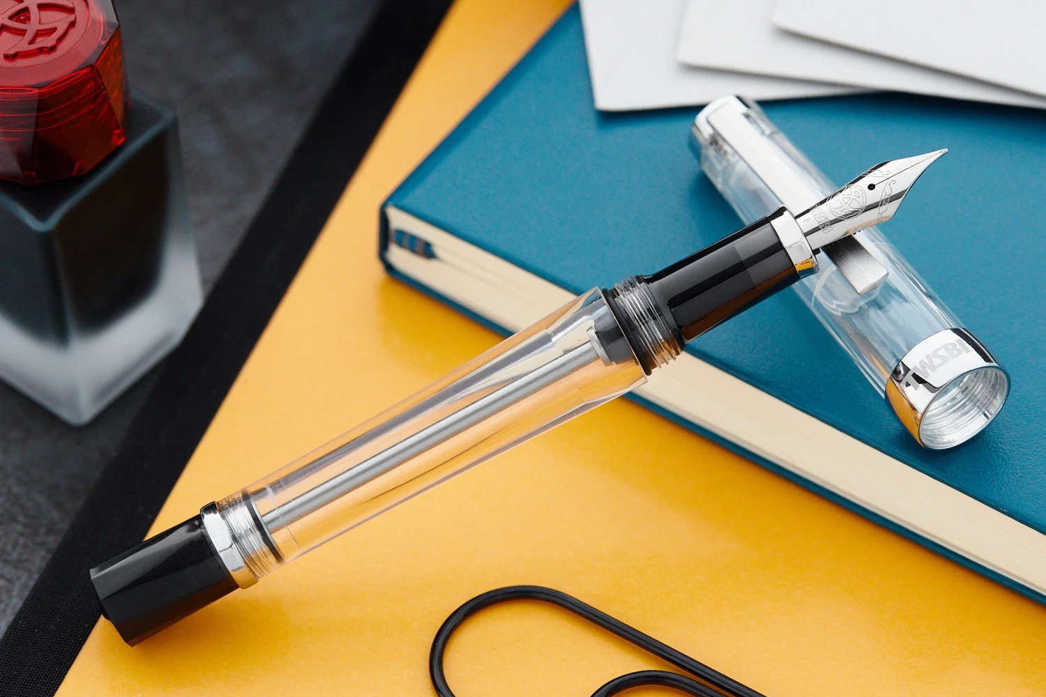 TWSBI Vac700R Fountain Pen - Clear 10 TWSBI Vac700R Fountain Pen - Clear - Image 8