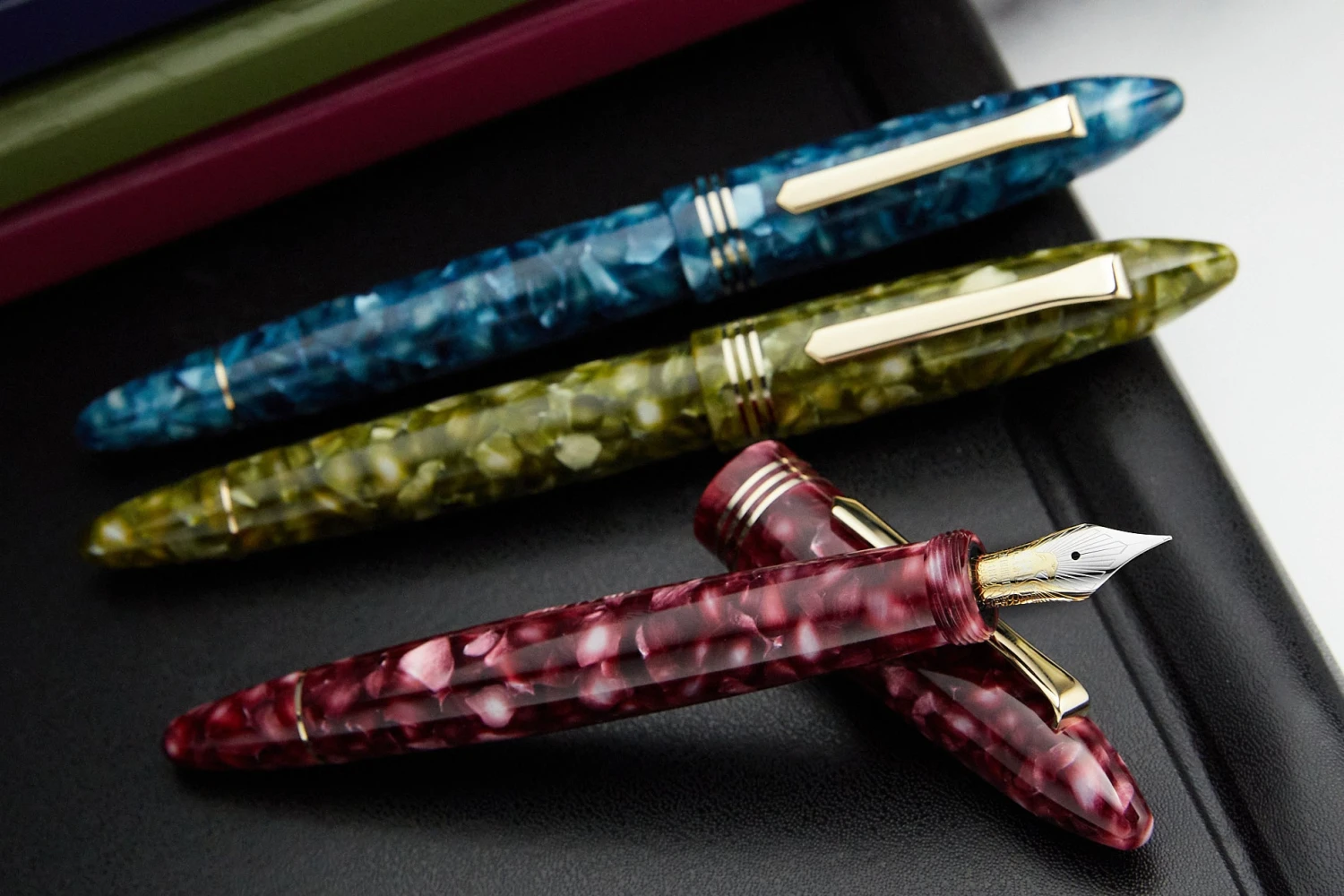 Tibaldi Bononia Fountain Pen - Pomegranate (Limited Edition) 10 Tibaldi Bononia Fountain Pen - Pomegranate (Limited Edition) - Image 8