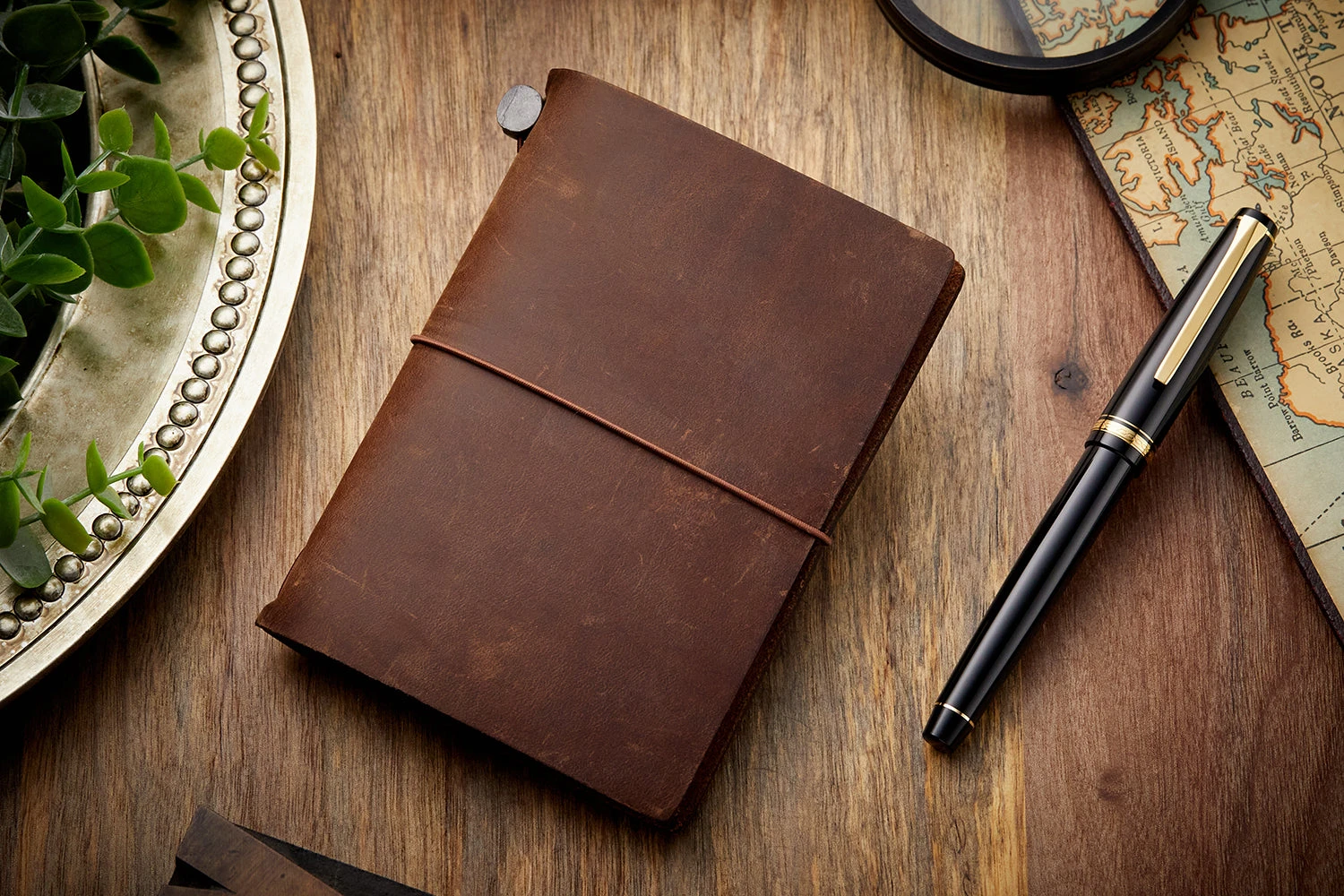 Traveler's Notebook - Brown (Passport) 10 Traveler's Notebook - Brown (Passport) - Image 8